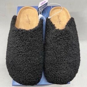 Cozy Black Women's Slippers